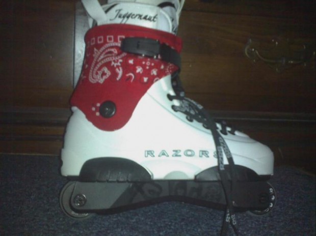 Razors Icons w custom cuff 